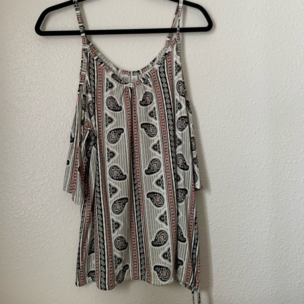 paisley pattern open shoulder blouse